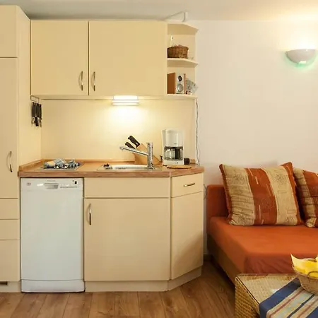 Ferienwohnungen Reetwinkel In Wieck Room photo
