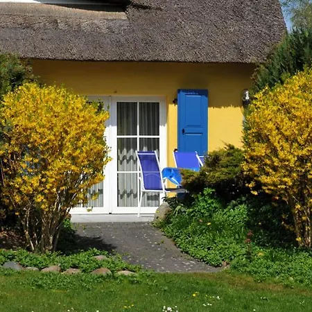 Ferienwohnungen Reetwinkel In Wieck Room photo