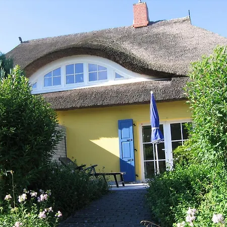 Ferienwohnungen Reetwinkel In Wieck Room photo